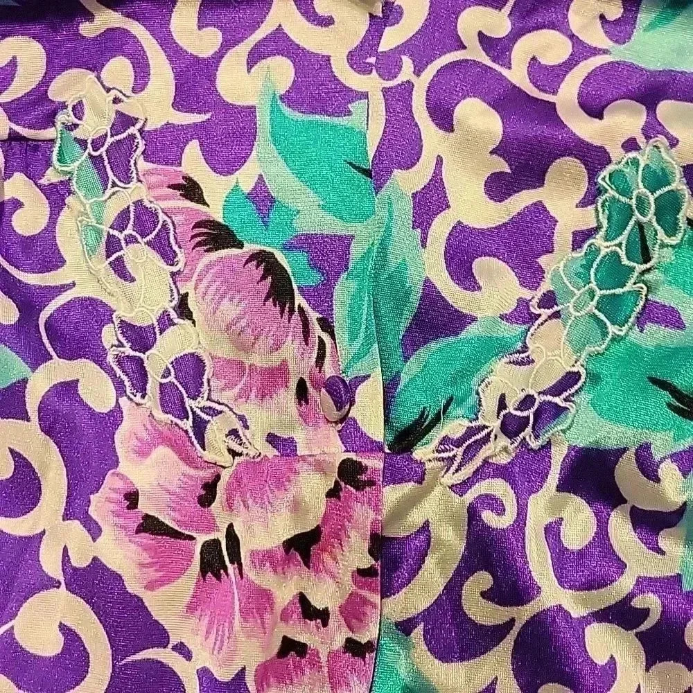 Vintage Vanity Fair Floral Robe Kimono Tunic Cover-Up Side Pockets Sz L - Picture 11 of 12